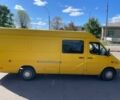 Желтый Мерседес Sprinter, объемом двигателя 2.7 л и пробегом 900 тыс. км за 9500 $, фото 4 на Automoto.ua