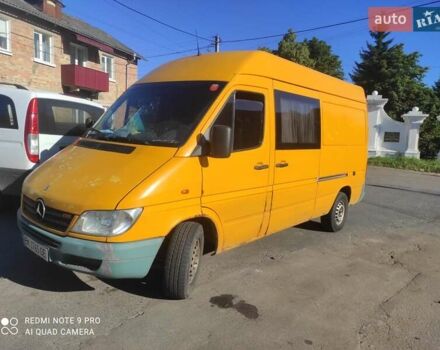 Жовтий Мерседес Sprinter, об'ємом двигуна 2.15 л та пробігом 580 тис. км за 5800 $, фото 3 на Automoto.ua