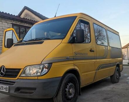 Жовтий Мерседес Sprinter, об'ємом двигуна 2.15 л та пробігом 560 тис. км за 5400 $, фото 7 на Automoto.ua