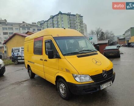 Жовтий Мерседес Sprinter, об'ємом двигуна 2.2 л та пробігом 464 тис. км за 7500 $, фото 2 на Automoto.ua