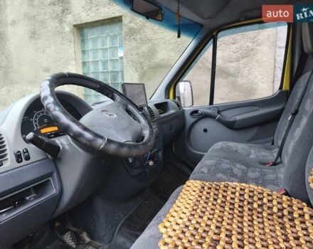 Жовтий Мерседес Sprinter, об'ємом двигуна 2.15 л та пробігом 379 тис. км за 6000 $, фото 7 на Automoto.ua