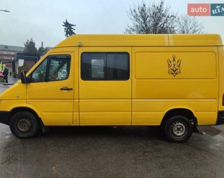 Жовтий Мерседес Sprinter, об'ємом двигуна 2.2 л та пробігом 464 тис. км за 7500 $, фото 3 на Automoto.ua