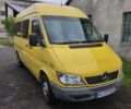 Жовтий Мерседес Sprinter, об'ємом двигуна 2.15 л та пробігом 379 тис. км за 6000 $, фото 2 на Automoto.ua