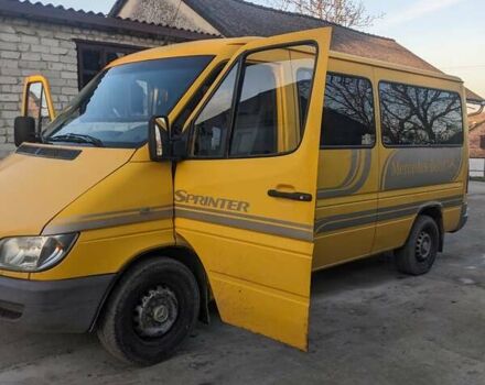 Жовтий Мерседес Sprinter, об'ємом двигуна 2.15 л та пробігом 560 тис. км за 5400 $, фото 3 на Automoto.ua