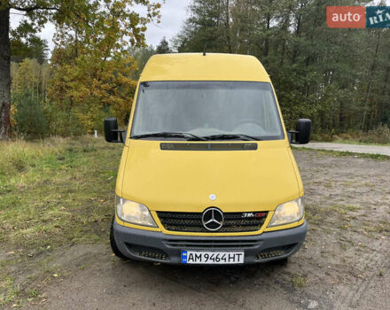 Жовтий Мерседес Sprinter, об'ємом двигуна 2.7 л та пробігом 350 тис. км за 7800 $, фото 1 на Automoto.ua