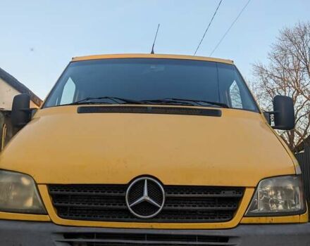 Жовтий Мерседес Sprinter, об'ємом двигуна 2.15 л та пробігом 560 тис. км за 5400 $, фото 11 на Automoto.ua