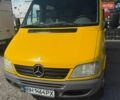 Желтый Мерседес Sprinter, объемом двигателя 2.69 л и пробегом 470 тыс. км за 10000 $, фото 1 на Automoto.ua