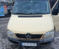 Желтый Мерседес Sprinter, объемом двигателя 2.69 л и пробегом 300 тыс. км за 8000 $, фото 10 на Automoto.ua