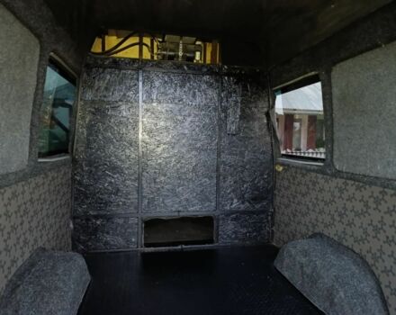 Жовтий Мерседес Sprinter, об'ємом двигуна 2.7 л та пробігом 751 тис. км за 9500 $, фото 6 на Automoto.ua