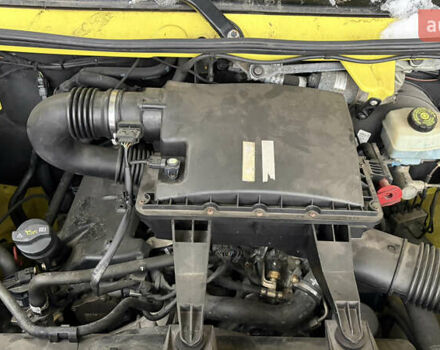 Жовтий Мерседес Sprinter, об'ємом двигуна 2.99 л та пробігом 242 тис. км за 16995 $, фото 1 на Automoto.ua