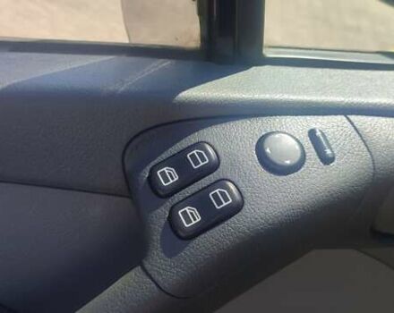 Желтый Мерседес Sprinter, объемом двигателя 2.7 л и пробегом 329 тыс. км за 19000 $, фото 17 на Automoto.ua