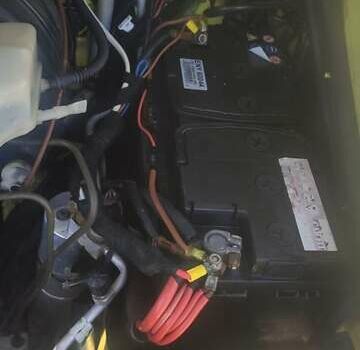 Желтый Мерседес Sprinter, объемом двигателя 2.7 л и пробегом 329 тыс. км за 18000 $, фото 40 на Automoto.ua