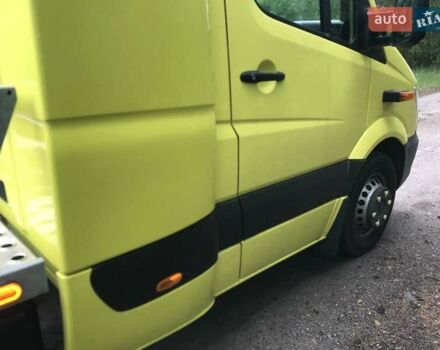 Желтый Мерседес Sprinter, объемом двигателя 2.99 л и пробегом 256 тыс. км за 38500 $, фото 6 на Automoto.ua
