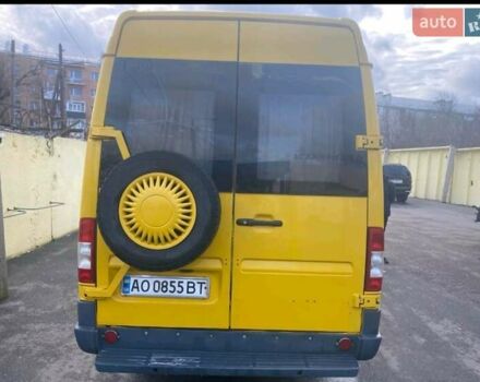 Желтый Мерседес Sprinter, объемом двигателя 2.69 л и пробегом 500 тыс. км за 10000 $, фото 1 на Automoto.ua