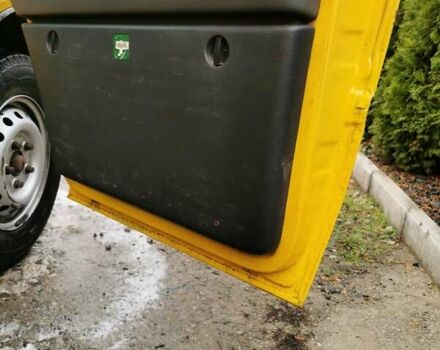 Жовтий Мерседес Sprinter, об'ємом двигуна 2.15 л та пробігом 605 тис. км за 8500 $, фото 7 на Automoto.ua