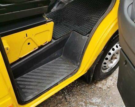 Жовтий Мерседес Sprinter, об'ємом двигуна 2.15 л та пробігом 605 тис. км за 8500 $, фото 8 на Automoto.ua