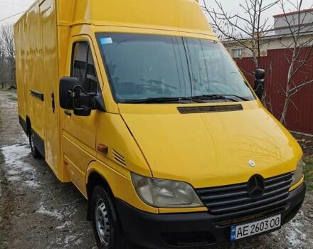 Жовтий Мерседес Sprinter, об'ємом двигуна 2.15 л та пробігом 605 тис. км за 8500 $, фото 1 на Automoto.ua