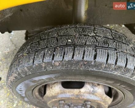 Жовтий Мерседес Sprinter, об'ємом двигуна 2.15 л та пробігом 600 тис. км за 9700 $, фото 3 на Automoto.ua