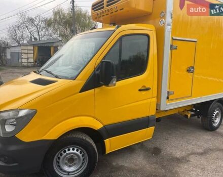 Желтый Мерседес Sprinter, объемом двигателя 2.2 л и пробегом 280 тыс. км за 18762 $, фото 30 на Automoto.ua