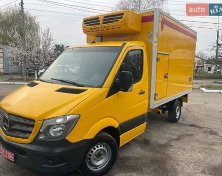 Желтый Мерседес Sprinter, объемом двигателя 2.2 л и пробегом 280 тыс. км за 18762 $, фото 31 на Automoto.ua