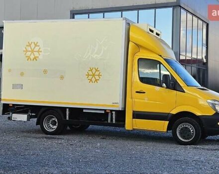 Желтый Мерседес Sprinter, объемом двигателя 2.2 л и пробегом 195 тыс. км за 26800 $, фото 1 на Automoto.ua