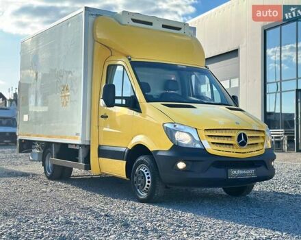 Желтый Мерседес Sprinter, объемом двигателя 2.2 л и пробегом 195 тыс. км за 27900 $, фото 5 на Automoto.ua