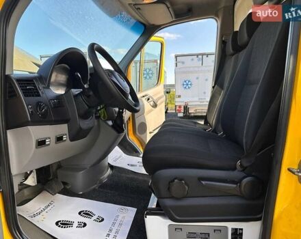 Желтый Мерседес Sprinter, объемом двигателя 2.2 л и пробегом 195 тыс. км за 27900 $, фото 32 на Automoto.ua