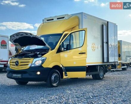 Желтый Мерседес Sprinter, объемом двигателя 2.2 л и пробегом 195 тыс. км за 27900 $, фото 21 на Automoto.ua