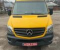 Желтый Мерседес Sprinter, объемом двигателя 2.2 л и пробегом 280 тыс. км за 18762 $, фото 2 на Automoto.ua
