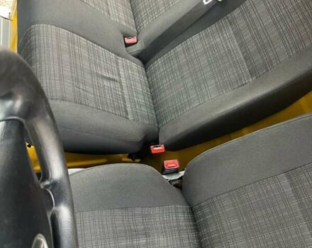 Желтый Мерседес Sprinter, объемом двигателя 2.2 л и пробегом 280 тыс. км за 18762 $, фото 23 на Automoto.ua