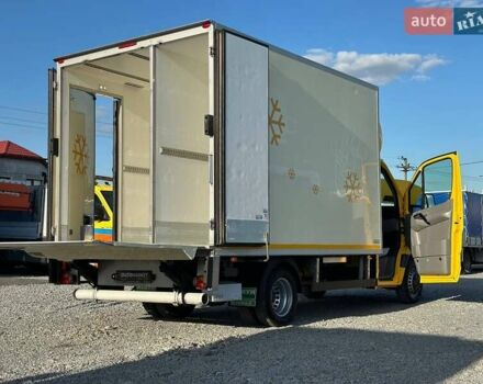 Желтый Мерседес Sprinter, объемом двигателя 2.2 л и пробегом 195 тыс. км за 27900 $, фото 27 на Automoto.ua