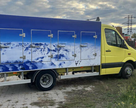 Желтый Мерседес Sprinter, объемом двигателя 3 л и пробегом 360 тыс. км за 34500 $, фото 8 на Automoto.ua