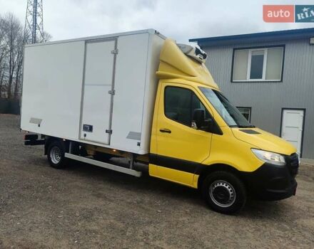 Жовтий Мерседес Sprinter, об'ємом двигуна 2.1 л та пробігом 131 тис. км за 34900 $, фото 1 на Automoto.ua