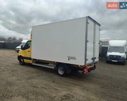 Жовтий Мерседес Sprinter, об'ємом двигуна 2.1 л та пробігом 131 тис. км за 34900 $, фото 6 на Automoto.ua