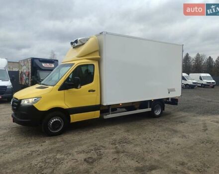 Жовтий Мерседес Sprinter, об'ємом двигуна 2.1 л та пробігом 131 тис. км за 34900 $, фото 5 на Automoto.ua