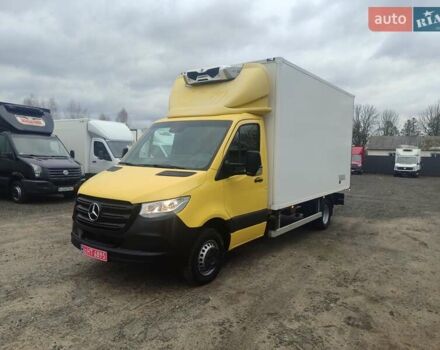 Жовтий Мерседес Sprinter, об'ємом двигуна 2.1 л та пробігом 131 тис. км за 34900 $, фото 4 на Automoto.ua