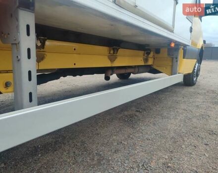 Жовтий Мерседес Sprinter, об'ємом двигуна 2.1 л та пробігом 131 тис. км за 34900 $, фото 9 на Automoto.ua