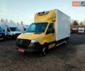 Желтый Мерседес Sprinter, объемом двигателя 2.1 л и пробегом 175 тыс. км за 34300 $, фото 6 на Automoto.ua