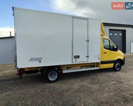 Желтый Мерседес Sprinter, объемом двигателя 2.1 л и пробегом 160 тыс. км за 34500 $, фото 7 на Automoto.ua