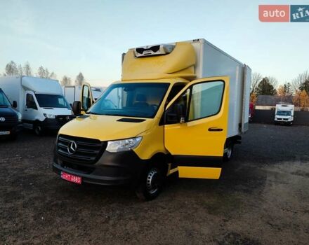 Желтый Мерседес Sprinter, объемом двигателя 2.1 л и пробегом 175 тыс. км за 34300 $, фото 11 на Automoto.ua