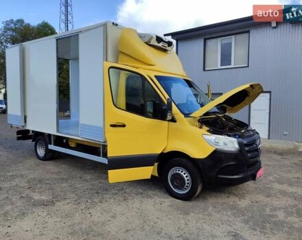 Желтый Мерседес Sprinter, объемом двигателя 2.1 л и пробегом 160 тыс. км за 34500 $, фото 14 на Automoto.ua