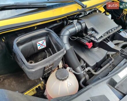 Желтый Мерседес Sprinter, объемом двигателя 2.1 л и пробегом 160 тыс. км за 34500 $, фото 26 на Automoto.ua