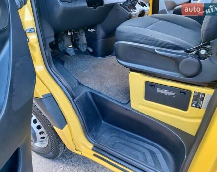 Желтый Мерседес Sprinter, объемом двигателя 2.1 л и пробегом 160 тыс. км за 34500 $, фото 21 на Automoto.ua