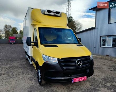 Желтый Мерседес Sprinter, объемом двигателя 2.1 л и пробегом 160 тыс. км за 34500 $, фото 2 на Automoto.ua