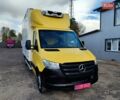 Желтый Мерседес Sprinter, объемом двигателя 2.1 л и пробегом 160 тыс. км за 34500 $, фото 2 на Automoto.ua