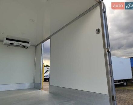 Желтый Мерседес Sprinter, объемом двигателя 2.1 л и пробегом 160 тыс. км за 34500 $, фото 20 на Automoto.ua