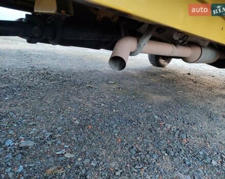 Желтый Мерседес Sprinter, объемом двигателя 2.1 л и пробегом 175 тыс. км за 34300 $, фото 20 на Automoto.ua