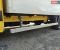 Желтый Мерседес Sprinter, объемом двигателя 2.1 л и пробегом 170 тыс. км за 35990 $, фото 7 на Automoto.ua