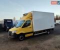 Желтый Мерседес Sprinter, объемом двигателя 2.1 л и пробегом 175 тыс. км за 34300 $, фото 5 на Automoto.ua