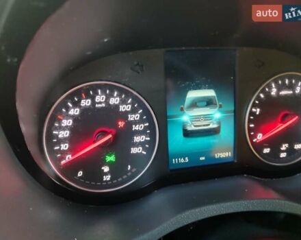 Желтый Мерседес Sprinter, объемом двигателя 2.1 л и пробегом 175 тыс. км за 34300 $, фото 25 на Automoto.ua